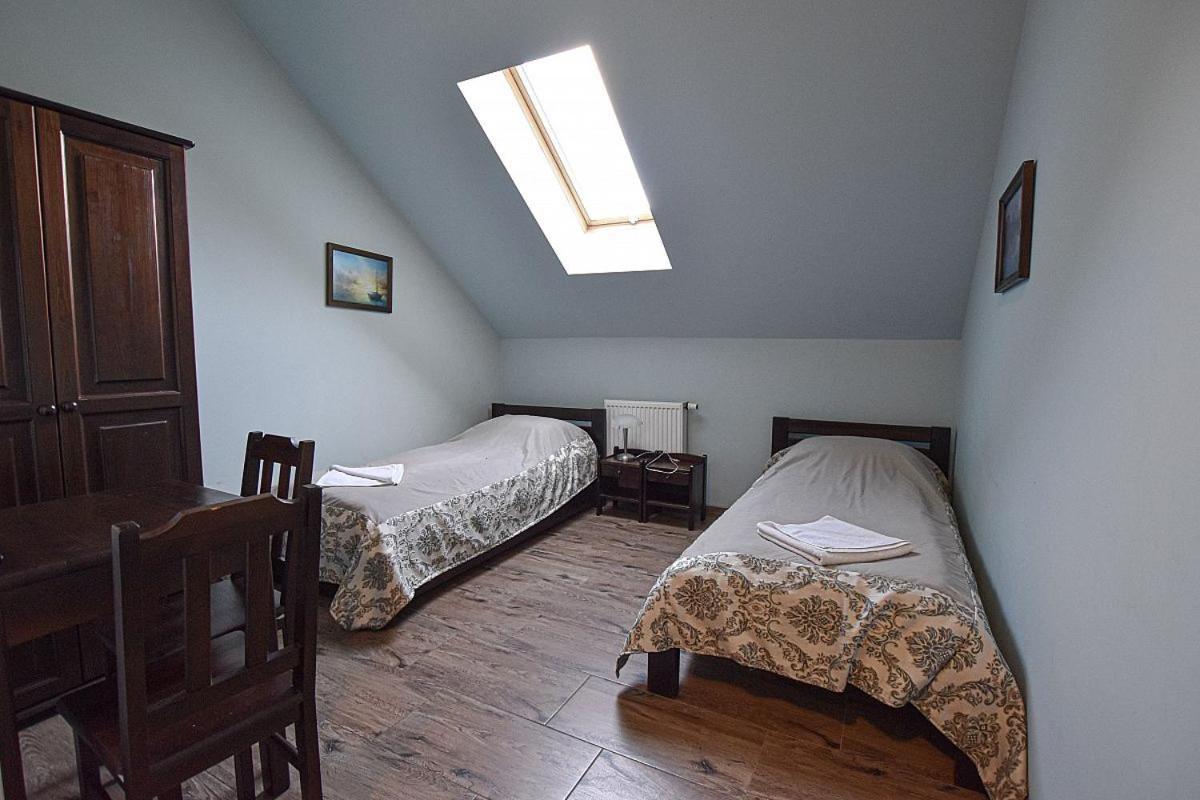 Osrodek Bialy Lew Bed & Breakfast Wojciechow  Eksteriør bilde